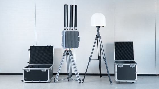 comprare Apparecchiatura stazionaria integrata di rilevamento e disturbo da 10 km 70M-6Ghz, disturbatore e rilevatore a frequenza completa 2.4G 5.2G 5.8G fabbricazione online